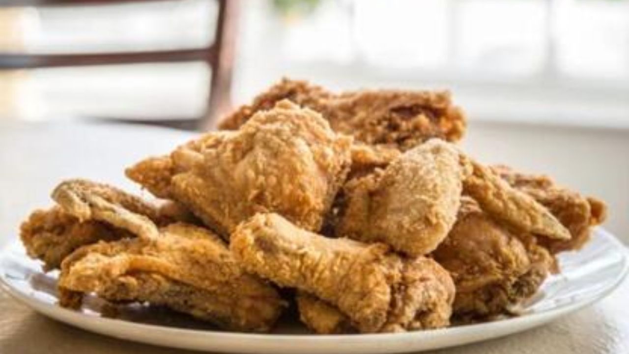 This Amish Buffet Has Some of the Best Fried Chicken in All of Arizona
